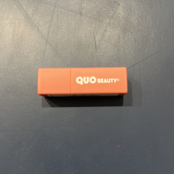 BEAUTY GIFT BAG! ALL NEW ITEMS - Picture 7 of 12